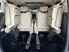 2021 Toyota Vellfire 2.5L Hybrid HV Ultimate, чёрный — фото 21