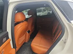 2025 Aito M5 EREV Ultra 2WD, белый — фото 8