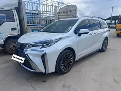 2023 Toyota Sienna 2.5L Hybrid Comfort, белый — фото 1