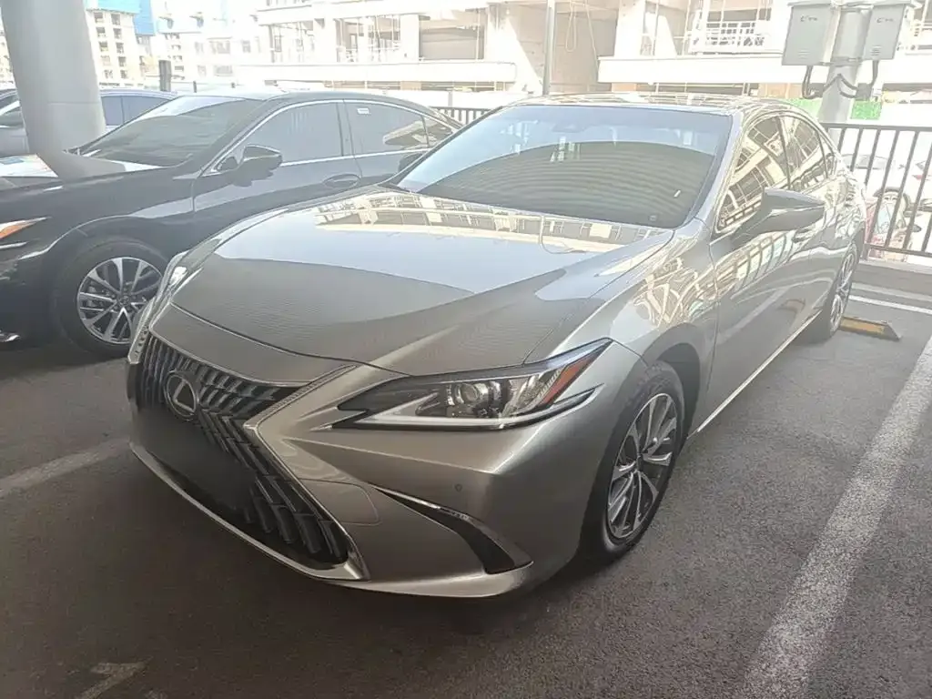 2022 Lexus ES 200 Excellence