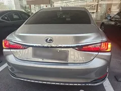 2022 Lexus ES 200 Excellence — фото 6