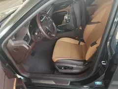 2020 Lexus ES 300h Excellence, чёрный — фото 15