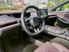 2024 Xiaomi SU7 RWD Long Range Smart Driving, белый — фото 19