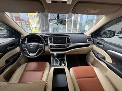 2021 Toyota Highlander 2.0T 2WD Elite 7-seat, чёрный — фото 6