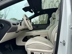 2025 Li Auto i6 4WD Standard, белый — фото 12