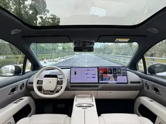 2025 Li Auto i6 4WD Standard, белый — фото 14