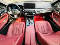 2022 BMW 5 Series 525Li M Sport Package, чёрный — фото 14