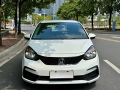 2021 Honda Fit 1.5L CVT, белый — фото 3