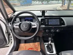2021 Honda Fit 1.5L CVT, белый — фото 19