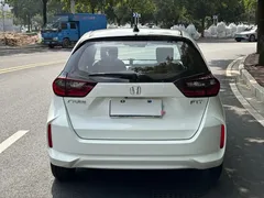 2021 Honda Fit 1.5L CVT, белый — фото 29