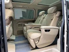 2022 Mercedes-Benz V-Class V 260 L Long Wheelbase Premium, чёрный — фото 13