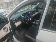 2023 BYD Yuan PLUS Champion 510km Excellence, белый — фото 9