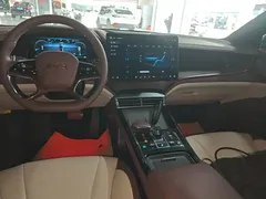 2023 BYD Seal PHEV 1.5T 121km Premium — фото 13