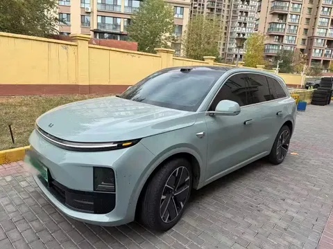 2025 Li Auto L6 Max