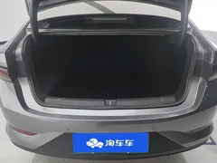 2025 BYD Qin PLUS DM-i PHEV Smart Driving 55km Leading — фото 4