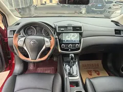 2021 Nissan Tiida 1.6L CVT — фото 12