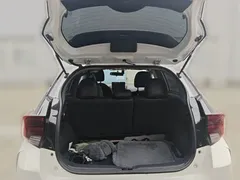 2022 Toyota Yaris L Zhixuan X 1.5L CVT Leading Plus, белый — фото 15