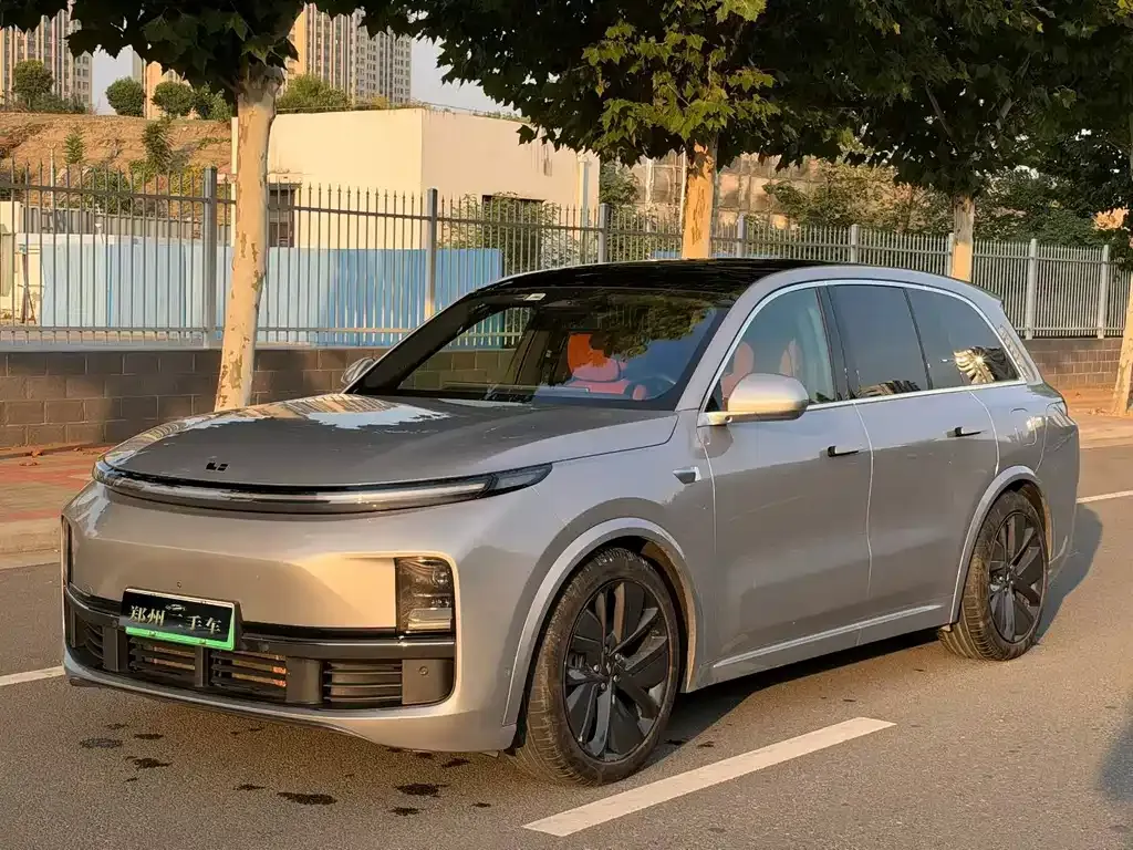 2023 Li Auto L8