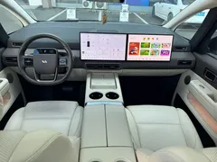 2024 Li Auto MEGA Ultra, белый — фото 9
