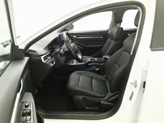 2022 Geely Emgrand 4th Gen 1.5L MT Luxury, белый — фото 10