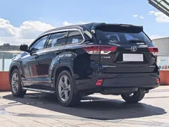 2021 Toyota Highlander 2.0T 4WD Luxury 7, чёрный — фото 7