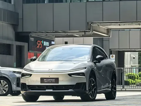 2026 Xpeng G7 EREV 1704 Max Flagship