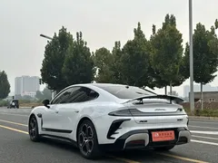 2024 Xiaomi SU7 4WD Long Range Advanced ADAS Max, зелёный — фото 13