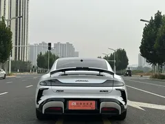2024 Xiaomi SU7 4WD Long Range Advanced ADAS Max, зелёный — фото 14
