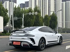 2024 Xiaomi SU7 4WD Long Range Advanced ADAS Max, зелёный — фото 15