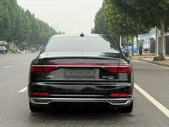 2022 Audi A8L 50 TFSI quattro Comfort Collector's Edition, чёрный — фото 20