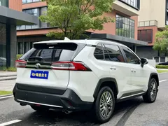 2023 Toyota Wildlander 2.0L CVT 2WD Luxury Plus, белый — фото 4