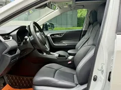 2023 Toyota Wildlander 2.0L CVT 2WD Luxury Plus, белый — фото 12