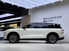 2023 Nio ES8 75kWh Executive, белый — фото 3