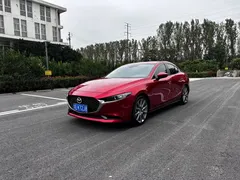 2021 Mazda 3 2.0L AT — фото 3
