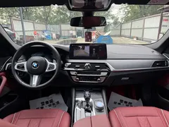 2022 BMW 5 Series 530Li M Sport Package, чёрный — фото 13