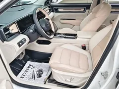 2023 Geely ICON 1.5TD, белый — фото 4
