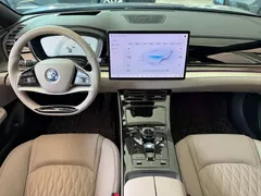 2025 BYD Han PHEV 125km Smart Drive Premium — фото 10