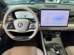 2025 BYD Han PHEV 125km Smart Drive Premium — фото 11