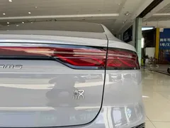 2025 BYD Han PHEV 125km Smart Drive Premium — фото 13