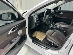 2023 BMW 1 Series 120i M Sport, белый — фото 7