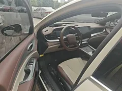 2025 BYD Seal 07 1.5L PHEV 125km Premium, белый — фото 16