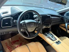 2020 Honda UR-V 370TURBO 4WD Premium — фото 7