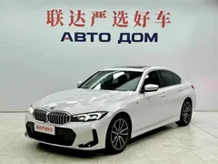 2023 BMW 3 Series 320i M Sport Package, белый — фото 1