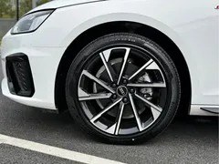 2023 Audi A4L 40 TFSI Luxury Dynamic, белый — фото 5