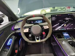 2025 Xiaomi SU7 Ultra Ultra, чёрный — фото 11
