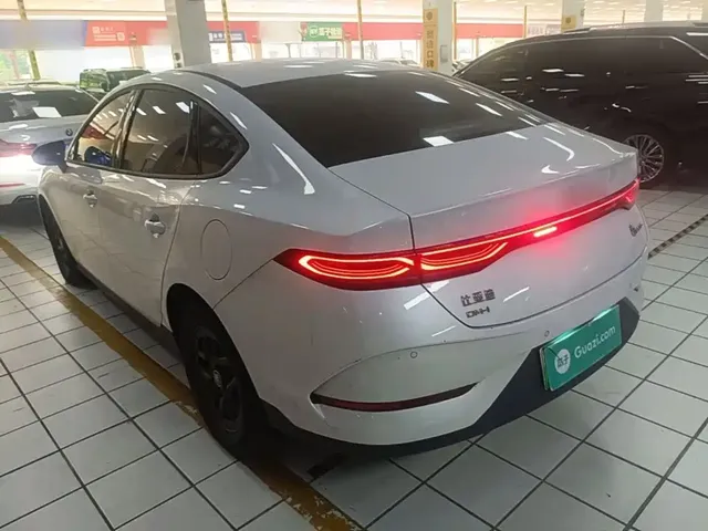 2025 BYD Qin PLUS DM-i PHEV Smart Driving 55km Leading