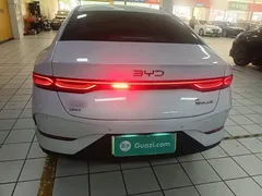 2025 BYD Qin PLUS DM-i PHEV Smart Driving 55km Leading, белый — фото 6