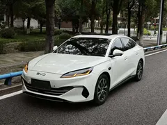 2025 BYD Seal 06 DM-i PHEV Smart Driving 80km Luxury — фото 1