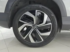 2023 Volkswagen Tharu 300TSI 2WD, белый — фото 6