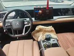2025 BYD Song Pro 2nd Gen DM-i PHEV 75KM, белый — фото 11